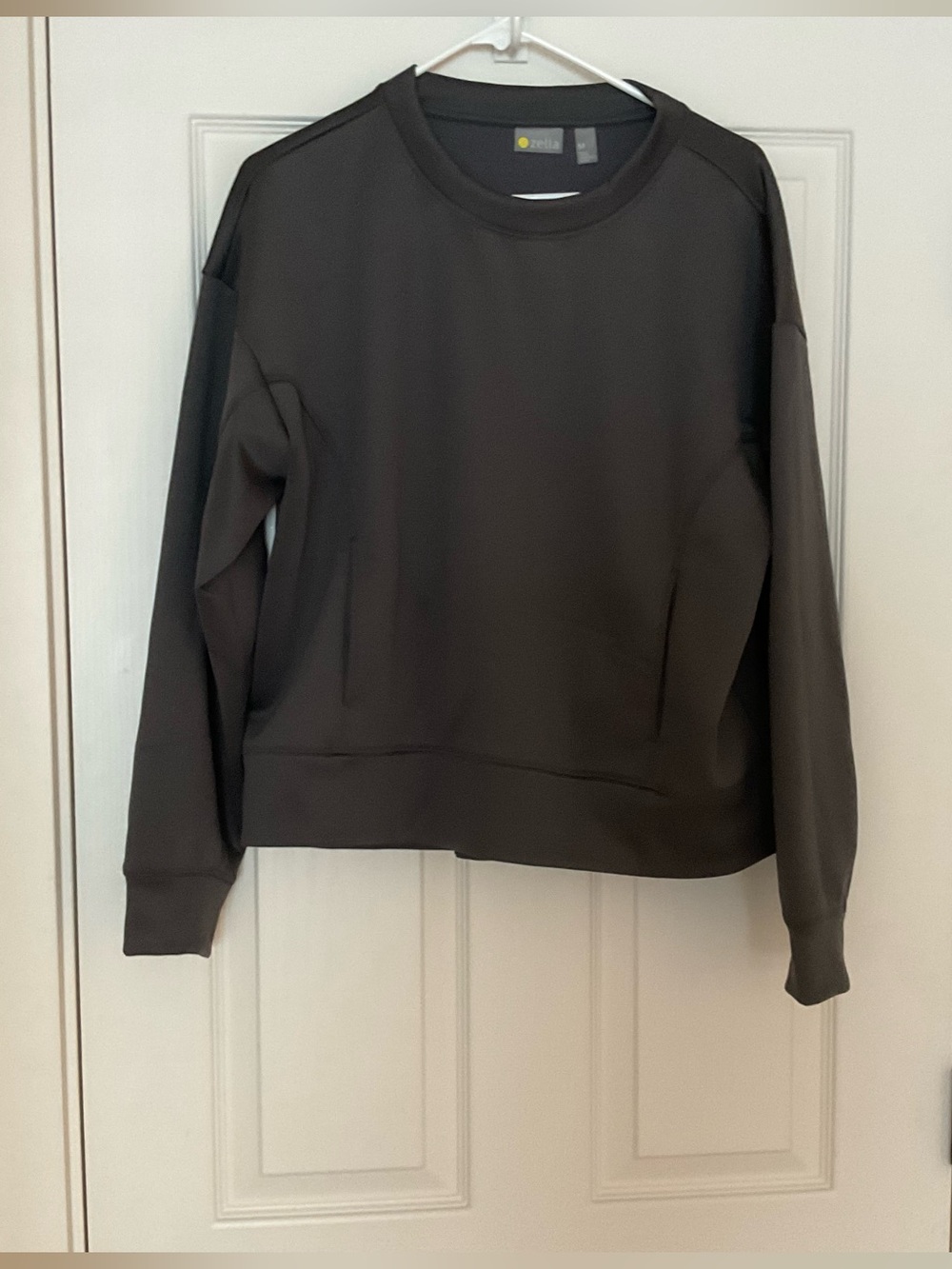 Zella Women's Chocolate Grey Crewneck Pullover